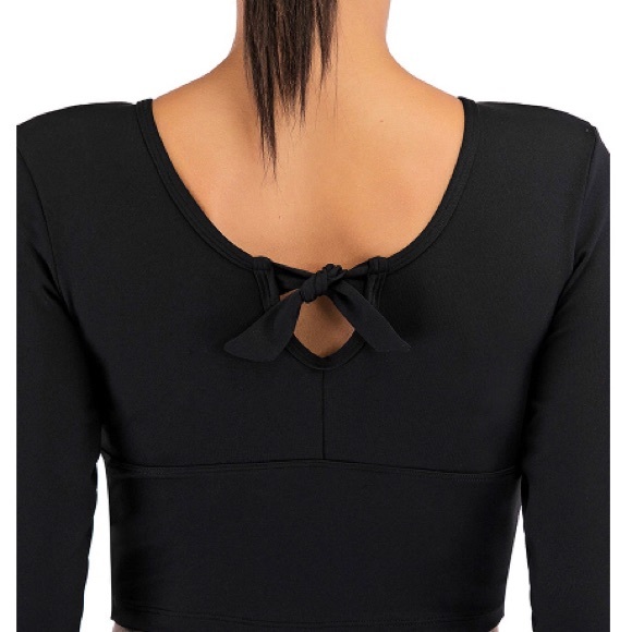 Athletic Crop Top - Picture 2 of 9